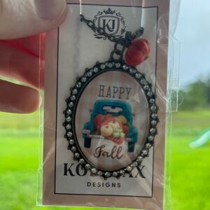 🚨5 for $25 NWT KJ Designs Fall Pendant Necklace